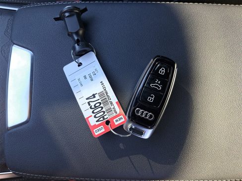 Used 2023 Audi A6 Premium Plus image 10