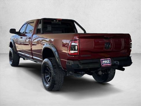 Used 2022 RAM 2500 Laramie AWD/4WD image 3
