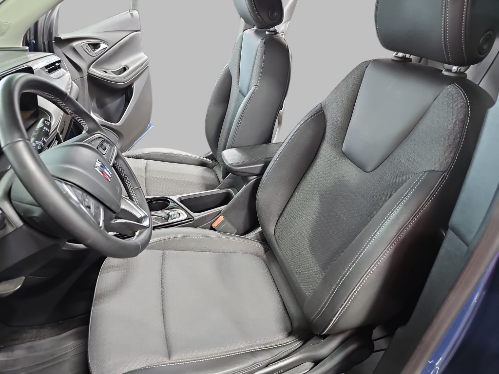 Used 2025 Buick Encore GX Preferred AWD/4WD image 18