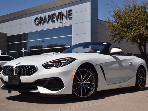 Used 2019 BMW Z4 sDrive30i w/ Premium Package image 2