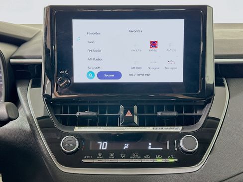 Used 2024 Toyota Corolla LE image 22