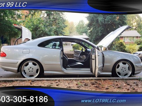 Used 2001 Mercedes-Benz CLK 55 AMG Coupe image 27