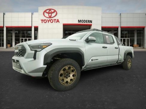 New 2025 Toyota Tacoma 4x4 Double Cab Hybrid image 6