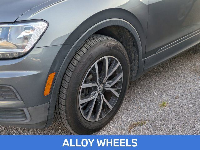 Used 2019 Volkswagen Tiguan SE w/ Panoramic Sunroof Package FWD image 8