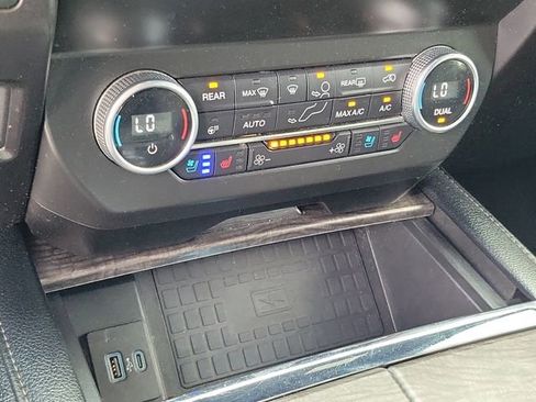 Used 2021 Ford Expedition Max Limited AWD/4WD image 28