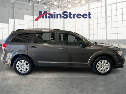 Used 2018 Dodge Journey SE w/ Popular Equipment Group image 6