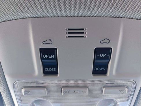 Used 2014 Toyota RAV4 XLE AWD/4WD image 24