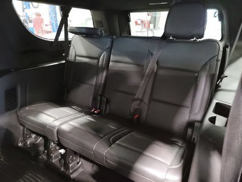 Used 2022 GMC Yukon XL Denali AWD/4WD image 11