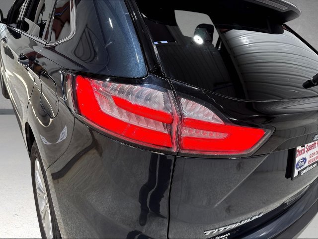 Used 2023 Ford Edge Titanium w/ Equipment Group 301A AWD/4WD image 27
