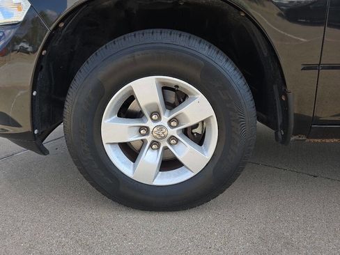 Used 2016 RAM 1500 Express image 12