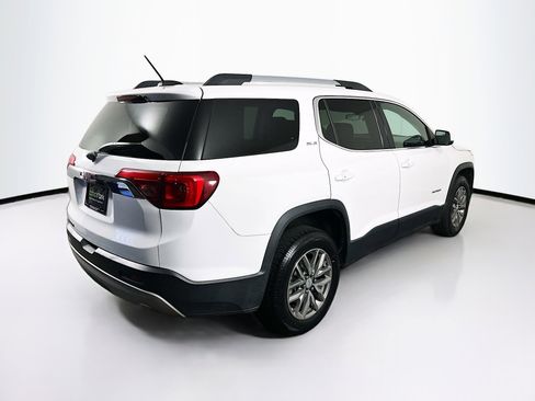 Used 2018 GMC Acadia SLE image 9