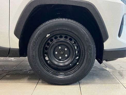 Certified 2021 Toyota RAV4 LE image 7