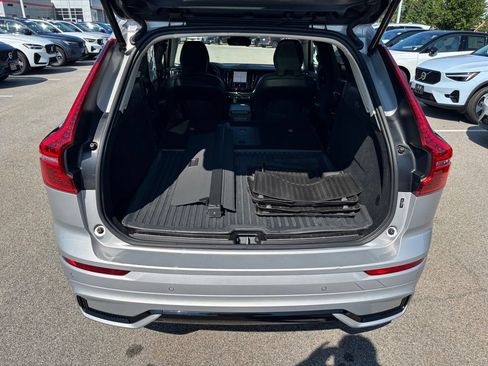 Used 2024 Volvo XC60 B5 Plus w/ Climate Package AWD/4WD image 27