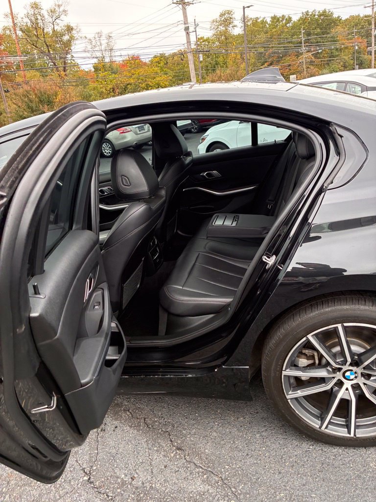 Used 2022 BMW 330i xDrive Sedan w/ Driving Assistance Package AWD/4WD image 24