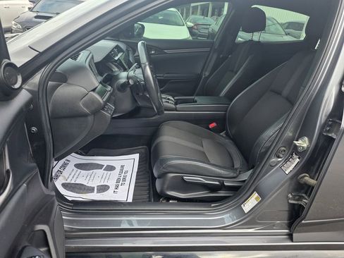 Used 2021 Honda Civic Sport image 9