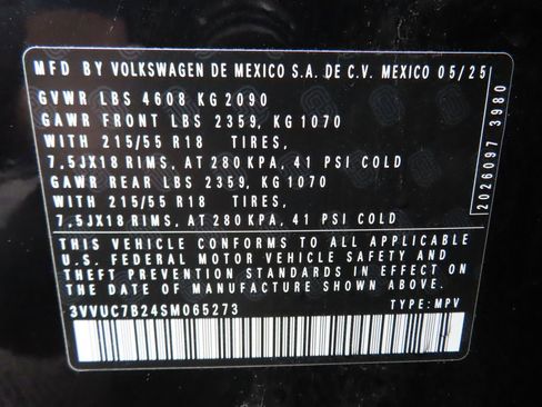 Used 2025 Volkswagen Taos SE image 61