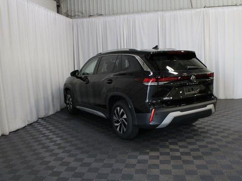 New 2025 Volkswagen Tiguan S FWD image 20