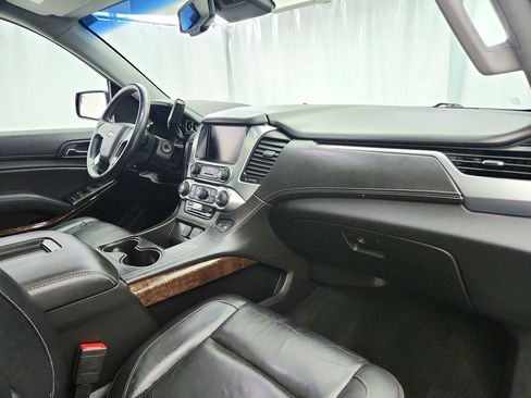 Used 2018 Chevrolet Tahoe LT image 34