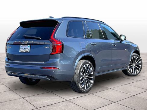 Used 2026 Volvo XC90 B6 Ultra w/ Protection Package Premier AWD/4WD image 16
