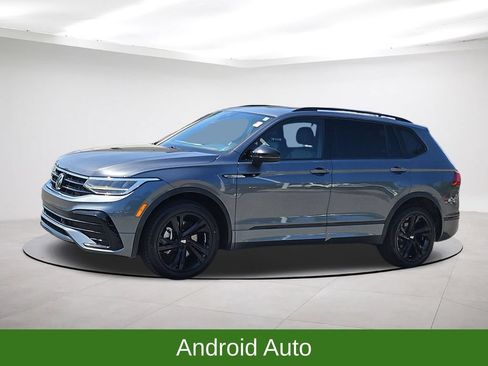 Used 2023 Volkswagen Tiguan SE R-Line FWD image 3
