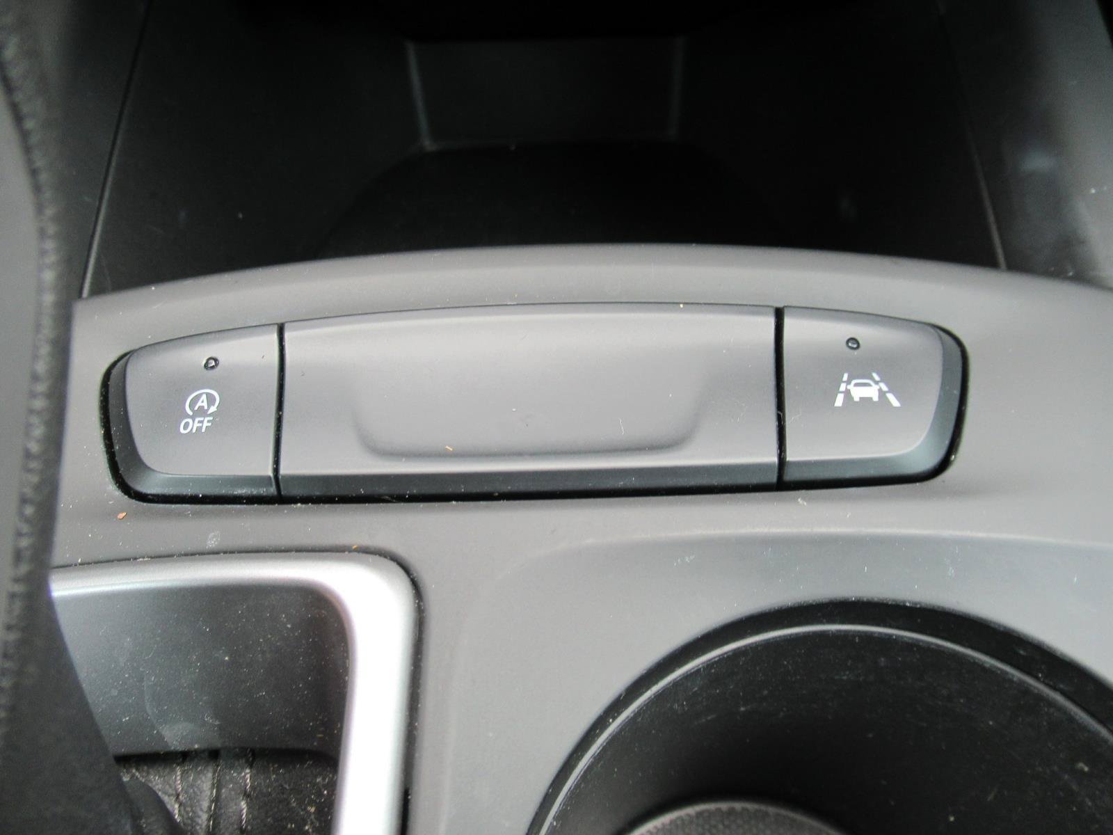 Certified 2024 Chevrolet Trax LS w/ LS Convenience Package FWD image 28
