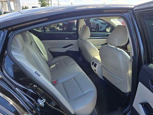 Used 2022 Nissan Altima 2.5 SL image 14