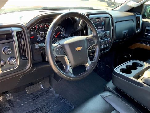 Used 2018 Chevrolet Silverado 1500 LTZ w/ Sport Package AWD/4WD image 17