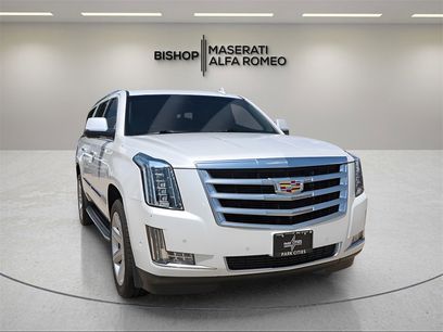 Used 2018 Cadillac Escalade ESV Luxury