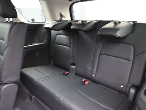 New 2026 Nissan Pathfinder SL FWD image 18