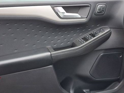 Certified 2020 Ford Escape SEL image 13