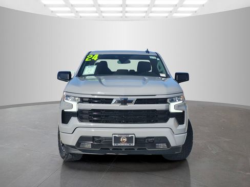 Used 2024 Chevrolet Silverado 1500 RST w/ Z71 Off-Road Package image 2