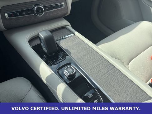 Certified 2023 Volvo XC90 T8 Plus w/ Protection Package Premier AWD/4WD image 13