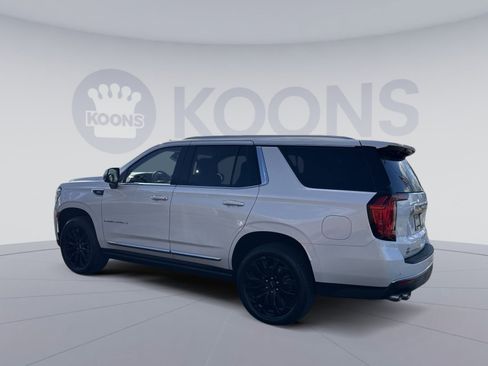Used 2022 GMC Yukon Denali w/ Denali Premium Package image 4