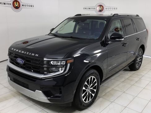 Used 2025 Ford Expedition Platinum AWD/4WD image 35