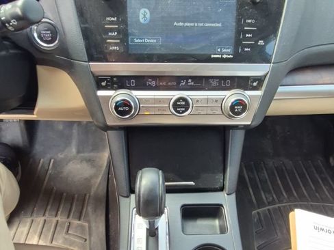 Used 2017 Subaru Outback 2.5i Limited AWD/4WD image 23