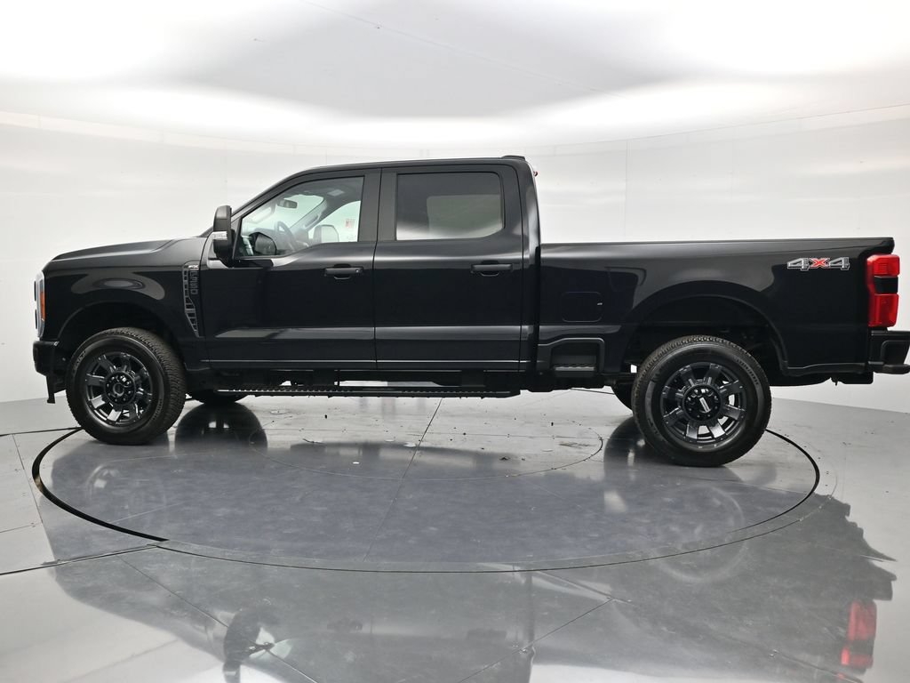Used 2023 Ford F350 XL w/ STX Appearance Package AWD/4WD image 8