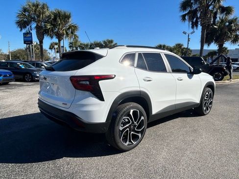 New 2026 Chevrolet Trax RS w/ Driver Confidence Package image 7