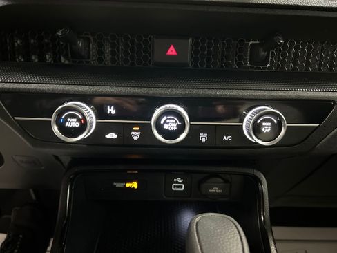 Used 2024 Honda CR-V LX image 17