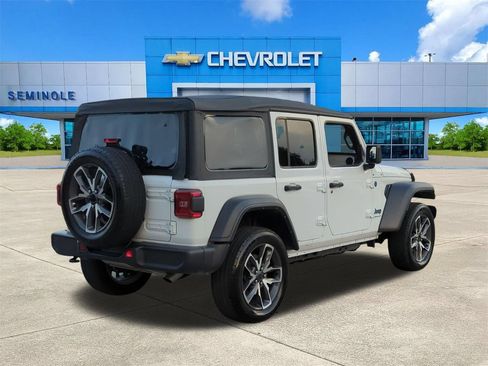 Used 2025 Jeep Wrangler Unlimited Sport S 4xe w/ Convenience Group AWD/4WD image 4