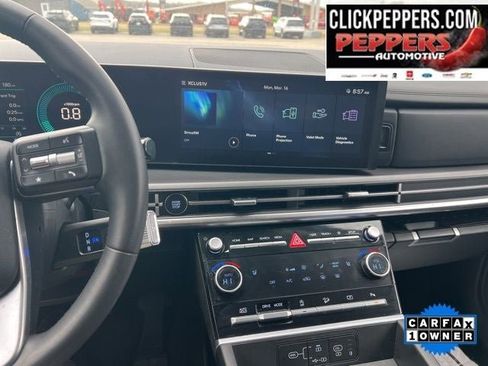 Used 2025 Hyundai Santa Fe SEL image 13