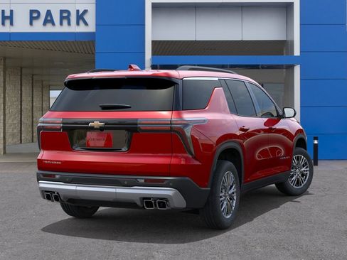 New 2026 Chevrolet Traverse LT FWD image 4