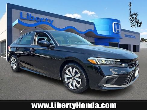 Used 2023 Honda Civic LX image 1