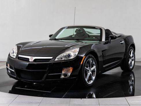 Used 2007 Saturn Sky w/ Premium Trim Pkg RWD image 1