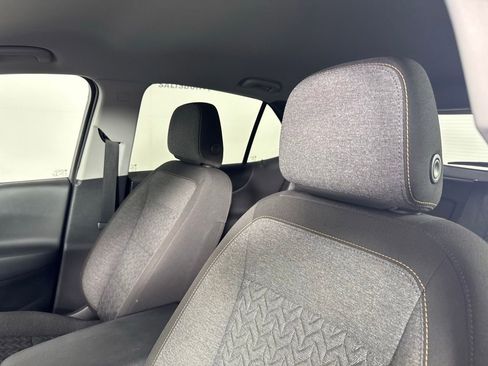 Used 2023 Chevrolet Equinox LT image 11