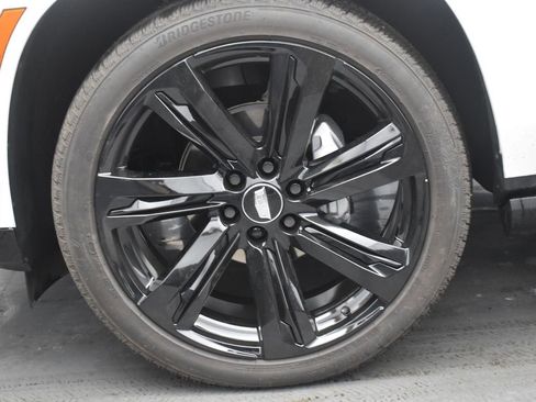 Certified 2025 Cadillac Escalade Sport Platinum image 10