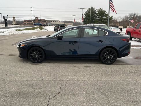 Used 2025 MAZDA MAZDA3 s image 2