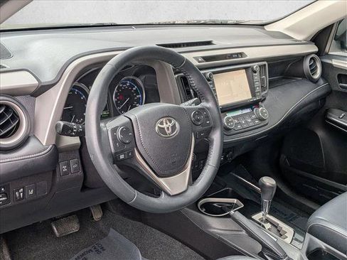 Used 2017 Toyota RAV4 Limited w/ Advanced Technology Package image 10