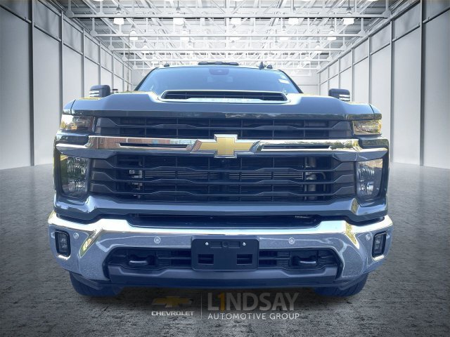 Certified 2025 Chevrolet Silverado 3500 LT w/ All Star Edition AWD/4WD image 3