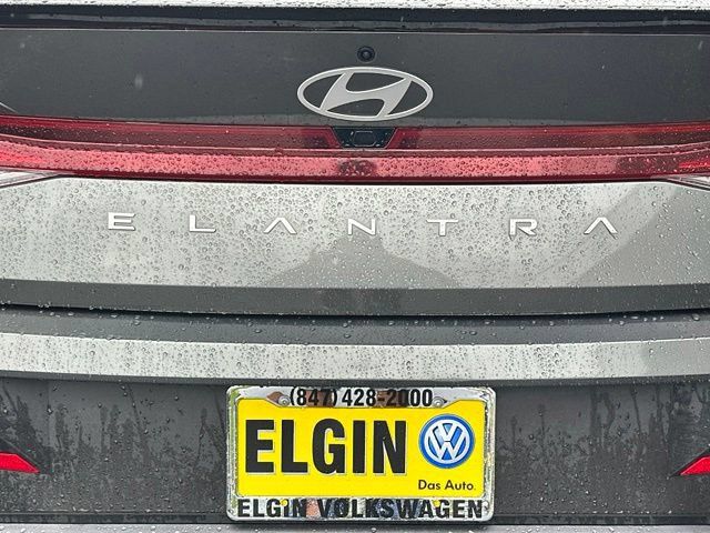 Used 2026 Hyundai Elantra Sport FWD image 13