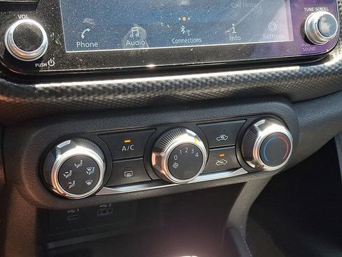 Used 2024 Nissan Kicks SV FWD image 15